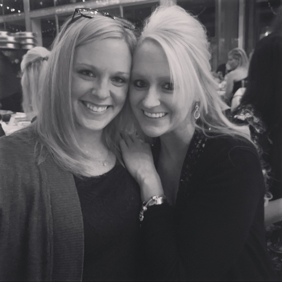 Meet your Posher, Crystal - Picture 1 of 1